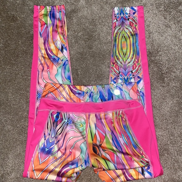 Hot Kiss, size medium leggings in excellent condition - Picture 5 of 8